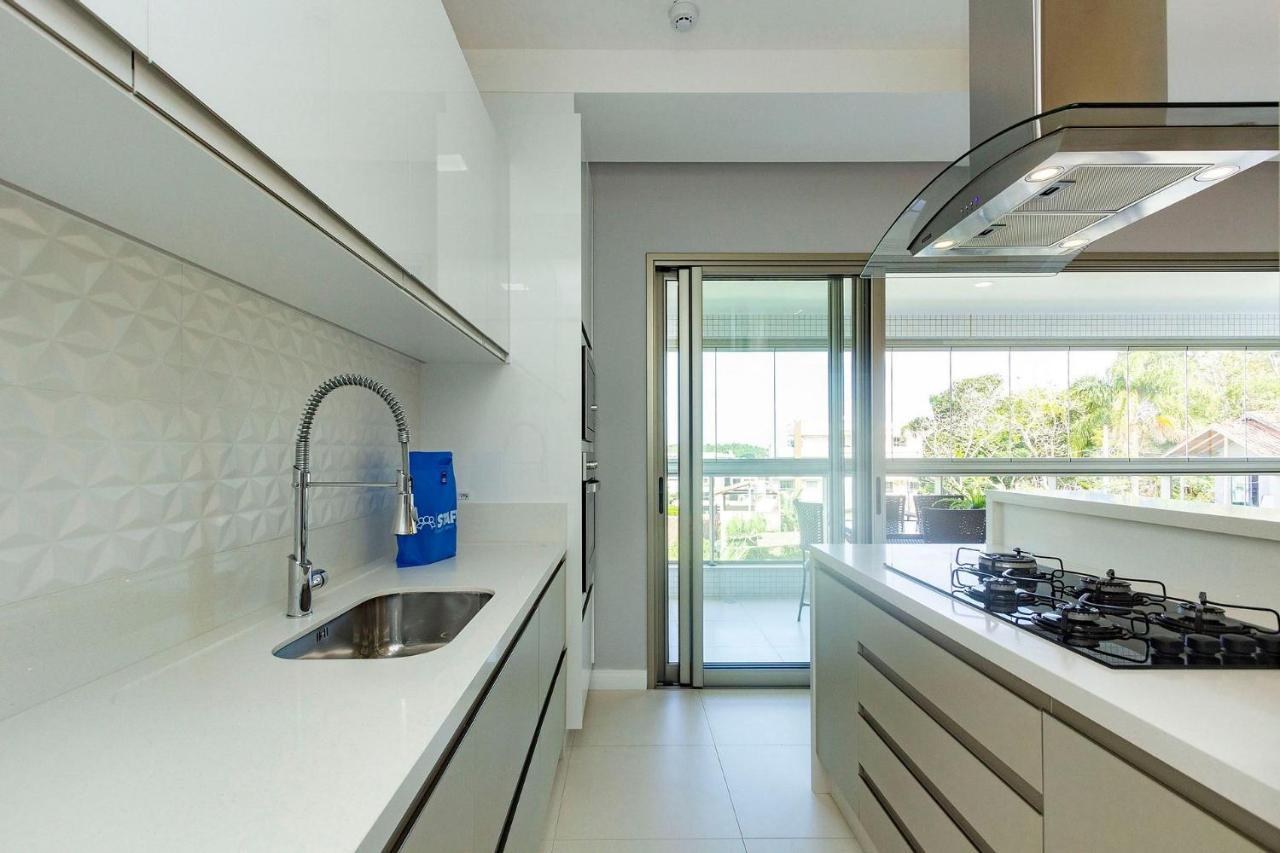 Punta Blu 102-9 - Apartamento De Alto Padrao Em Condominio Exclusivo, Quadra Poliesportiva - Piscina - Portaria 24H. Bombinhas Exterior photo