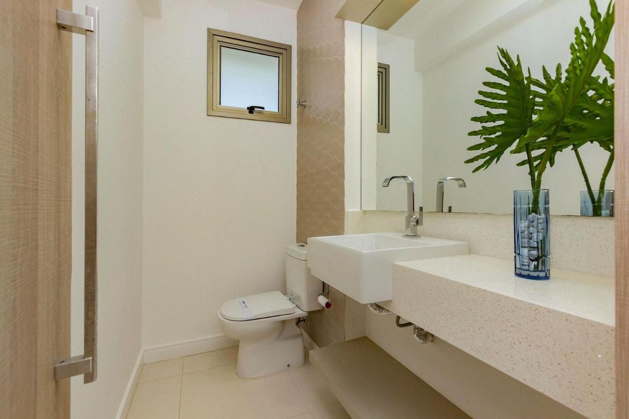 Punta Blu 102-9 - Apartamento De Alto Padrao Em Condominio Exclusivo, Quadra Poliesportiva - Piscina - Portaria 24H. Bombinhas Exterior photo