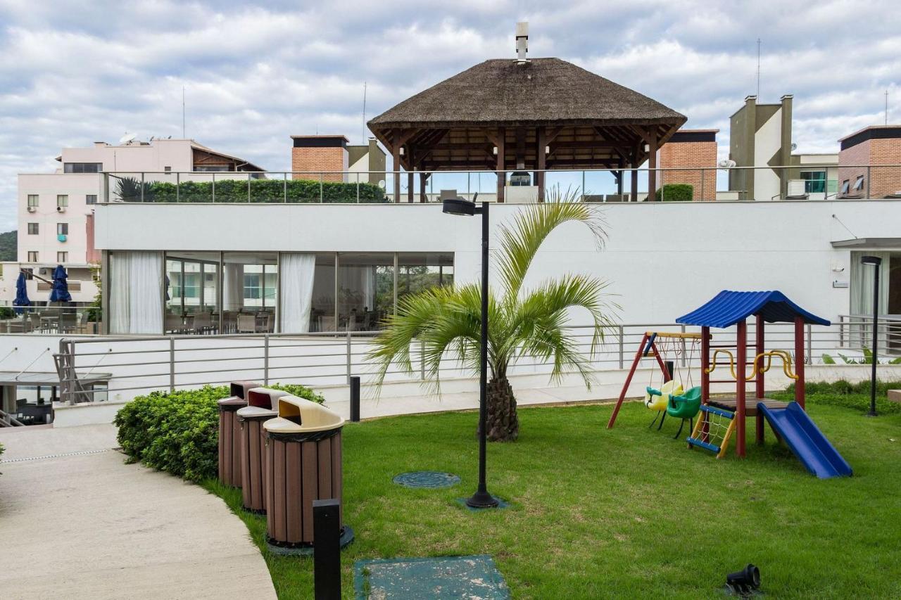 Punta Blu 102-9 - Apartamento De Alto Padrao Em Condominio Exclusivo, Quadra Poliesportiva - Piscina - Portaria 24H. Bombinhas Exterior photo