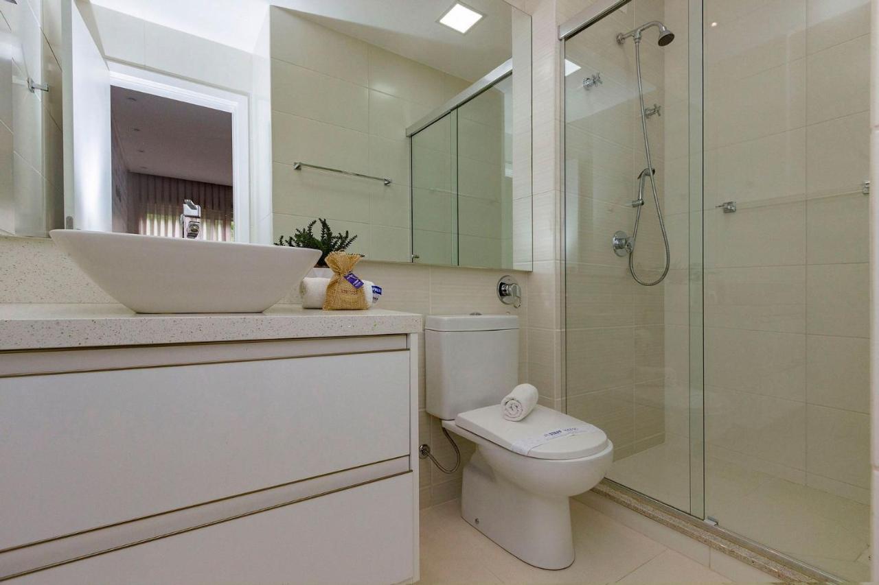 Punta Blu 102-9 - Apartamento De Alto Padrao Em Condominio Exclusivo, Quadra Poliesportiva - Piscina - Portaria 24H. Bombinhas Exterior photo